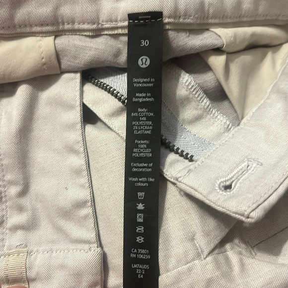 Men’s khaki Lulu shorts - Picture 4 of 4